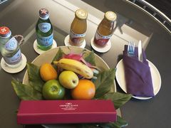 -上海滴水湖皇冠假日酒店