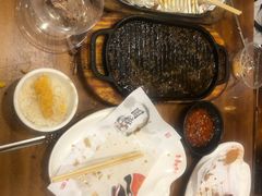 -老东镇啤酒屋海鲜加工·蒸汽海鲜·海鲜烧烤(台东店)