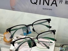 -阿波罗眼镜·蔡司授权店(孙厝店)