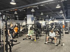 -TMG潮流健身(奥体莲荷里店)