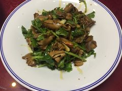 -丰满楼