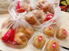 -白玉兰食品(汇联商厦店)