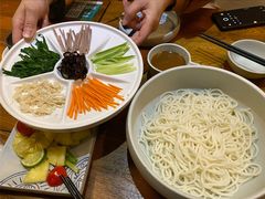 鸡丝凉米线-云海肴·云南小炒·汽锅鸡(天津国金汇店)