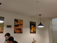 大堂-食爺炭炉鸡煲·烧烤