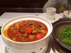 番茄炖牛腩-尚一汤 广东炖汤(金桥国际店)