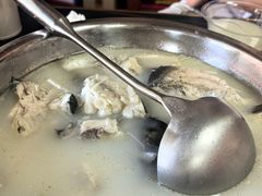 -雪湖煜辰鱼头老店(雪野湖店)