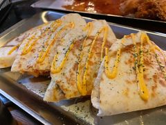 烤肉泡菜馅饼-包装马车·韩国料理·포장마차