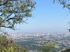 -鬼笑石后山停车场