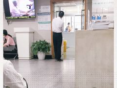 -浙江大学医学院附属口腔医院湖滨（延安）院区