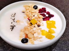 金桃酸奶-丝路金桃·新疆菜(徐汇店)