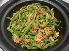 砂锅虾酱豆角丝-北李·海肠捞饭·大连菜(望京凯德MALL店)