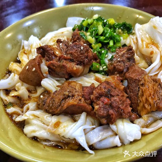 一品香美食店(龙口东店)