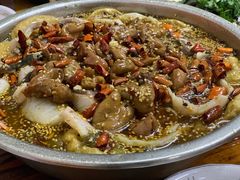 酸菜鱼-黑皮酸菜鱼(三山街店)