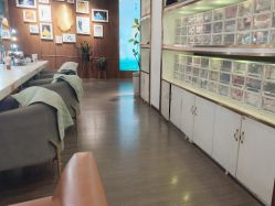-十月日记高端孕妈妈摄影(黄金大厦店)