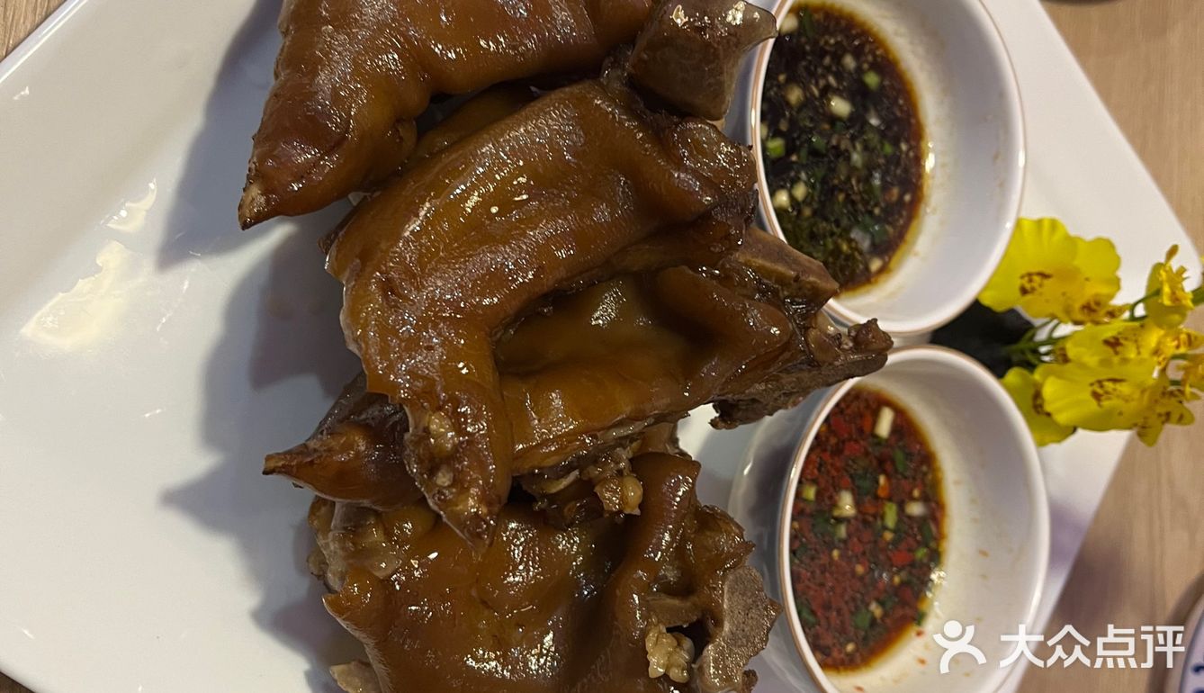 「二哥烧脑花」这道菜麻辣鲜香特别下饭