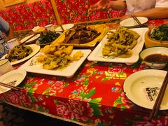 -闯关东东北农家菜(崂山石老人店)