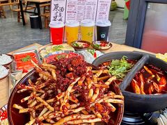 -钱摊摊安顺夺夺粉火锅(宏大广场店)