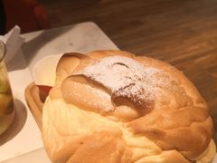 -港丽餐厅(高德置地店)