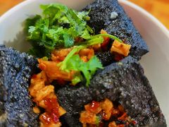 -黑色经典臭豆腐·湖南特产(步行街店)