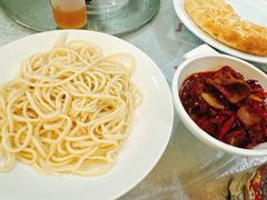 -汗腾格里·风味餐厅(新疆驻京办店)