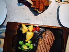 -必胜客(格尔木华兴店)