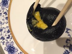 流沙包-Yan Ting 宴庭中餐厅(上海静安瑞吉酒店)