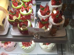 -花花卷卷·鲜食蛋糕(静安久光百货店)
