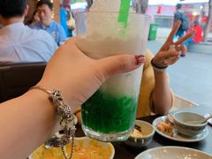 -大头虾越式风味餐厅(光明广场店)