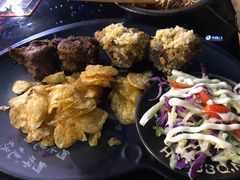 -何师烧烤·香辣蟹·川菜·30年老品牌(太古里旗舰店)