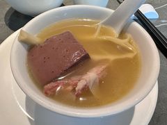 -佬太公海鸭·海鲜大排档(上海总店)