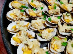 铁板花甲-食爺炭炉鸡煲·烧烤