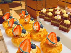 -昆明华邑酒店-鲜艳全日餐厅