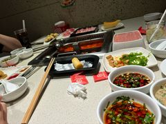 -海底捞火锅鲜切牛肉主题店(长寿路店)