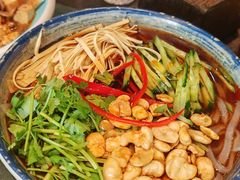 酸辣手擀粉-蔡家酒楼(一德街店)