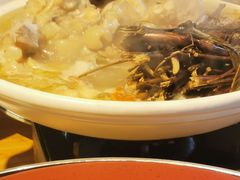 -头上红煨盐鸡·非遗院子餐厅