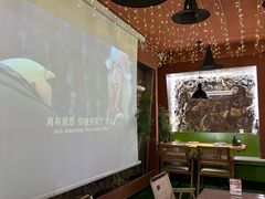 -Dragon Pizza•圆脸龙披萨·牛排餐厅