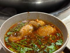 -肖肖酸萝卜鱼火锅(总店)