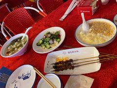 蒜片乳瓜-红柳枝滩羊烧烤·非遗
