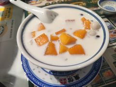 -广信牛奶甜品世家(台东店)