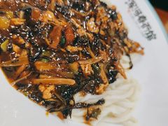 -浑河春面馆·老北京非遗鹿角面(良乡店)