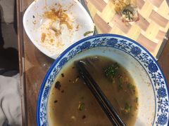 -元志初腊汁肉夹馍(钟楼粉巷店)