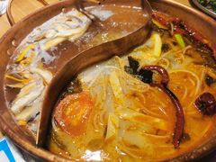 -洱火云南酸菜牛肉火锅(石景山当代商城店)