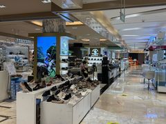 -嘉兴戴梦得购物中心