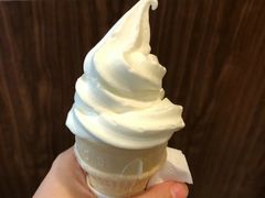 圆筒冰淇淋-麦当劳(保利若比邻店)