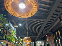 -小三峡食府(西五路店)