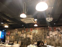大堂-鲜入围煮花胶鸡海鲜火锅