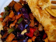 茄子肉丁鸡蛋拌面-文三里屯面馆(三里屯店)