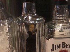 -Mx.cocktail bar