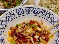 -李与白包子铺(桐梓林店)