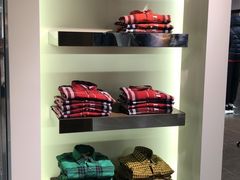 -巴宝莉工厂店/折扣店(工厂店)